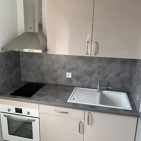 Avec Climatisation Et Parking Apartment *