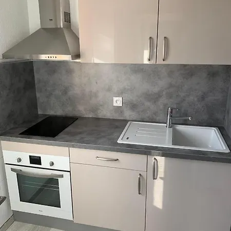 Avec Climatisation Et Parking * Perpignan