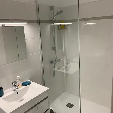 Avec Climatisation Et Parking *